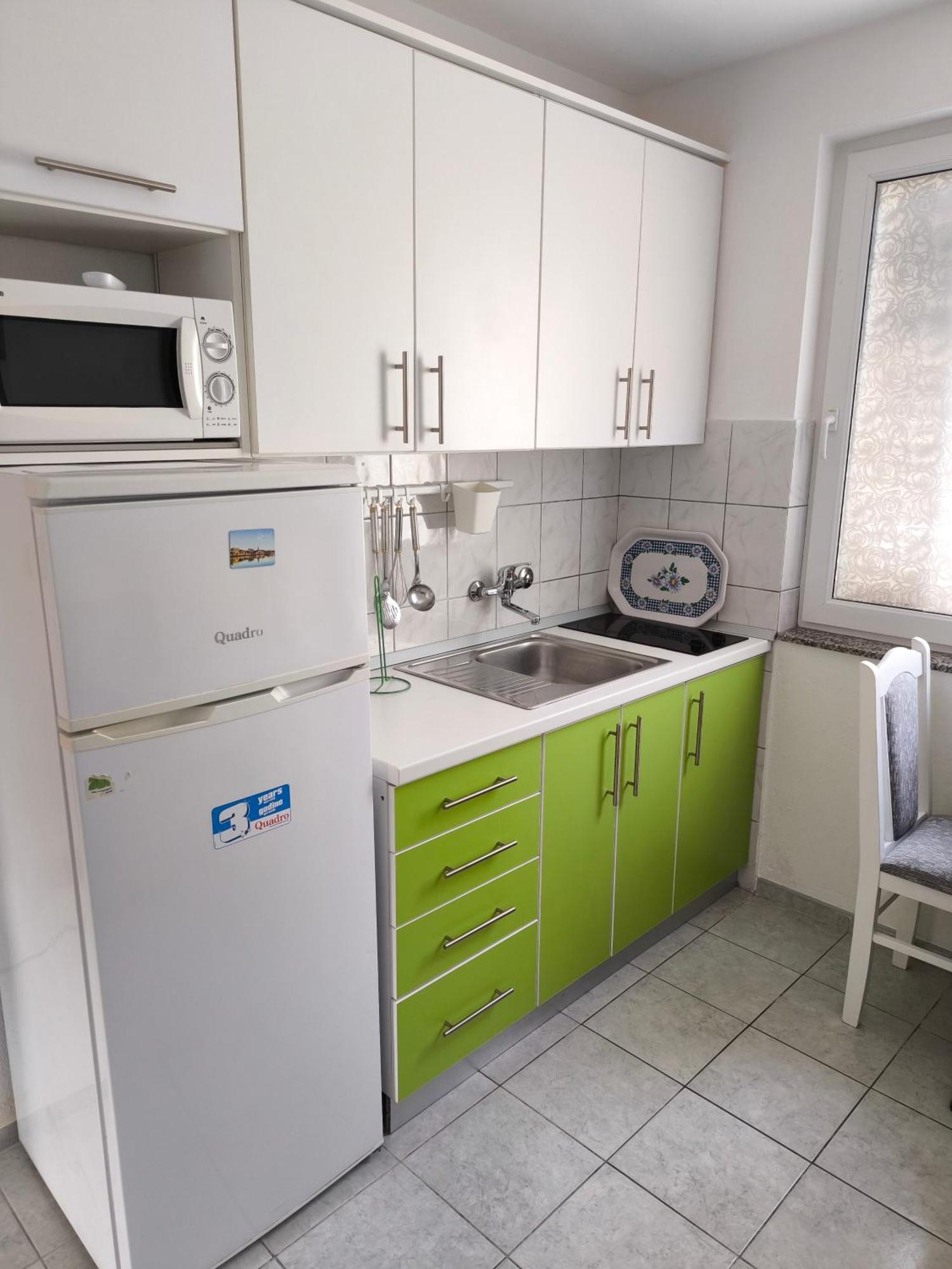 Apartmani Baresic พอดโกรา ภายนอก รูปภาพ